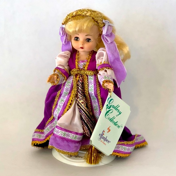 effanbee Sleeping Beauty Gallery Collection - Picture 3 of 9